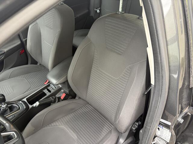 Ford FOCUS Wagon 1.0 Titanium / NAVI / AIRCO CLIMATE / CRUISE