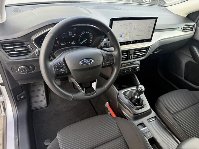 Ford FOCUS Wagon 1.0 EBH Titanium | Trekhaak | Led | Navi | Carplay | Camera