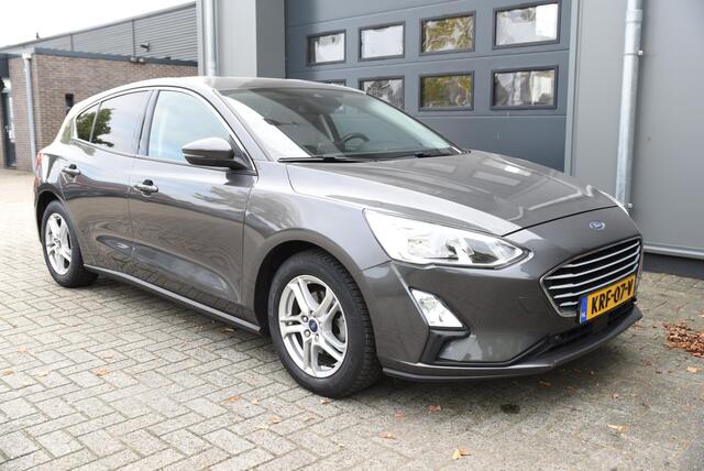 Ford FOCUS 1.0 EcoBoost Titanium Business Winterpakket