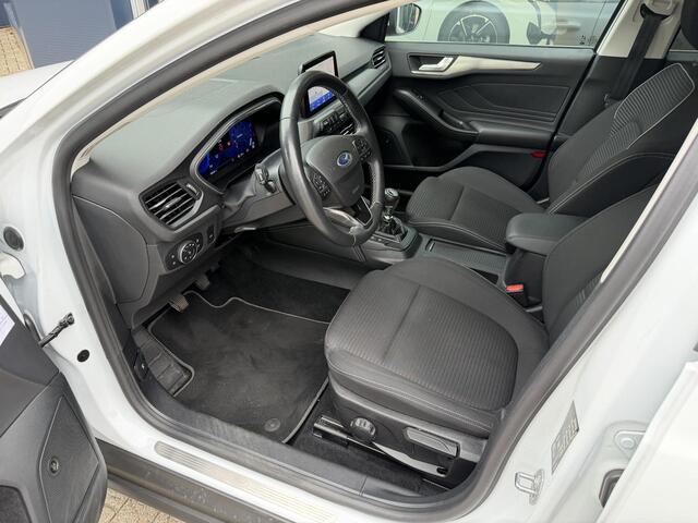 Ford FOCUS Wagon 1.0 EcoBoost Hybrid 155 PK Titanium X Business | Wegklapbare Trekhaak | Electrische Kofferklep | | Stuur & Stoelverwarming | Navigatie | Apple Carplay | Keyless entry | Lichtmetaal | Parkeersensoren | Cruise Control | Climatie Control | Camera