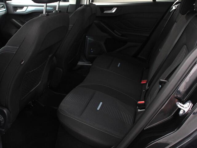 Ford FOCUS Wagon 1.0 EcoBoost 155pk Hybrid Active X Navigatie Apple CarPlay Android Auto Camera Parkeerhulp Adaptive Cruise Control B&O Climate Control Lichtmetalen velgen
