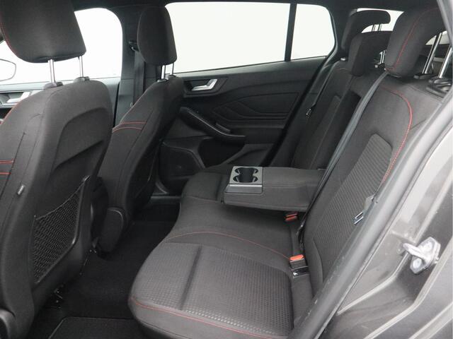 Ford FOCUS Wagon 1.0 EcoBoost Hybrid ST Line Style/ lage km!