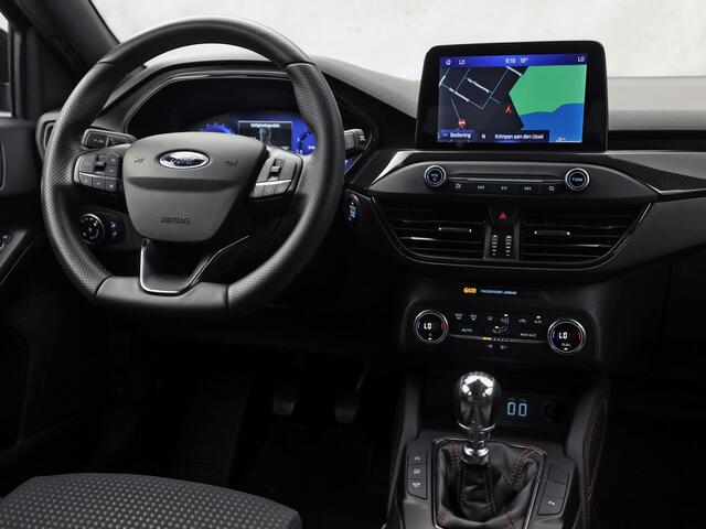 Ford FOCUS 1.0 EcoBoost Hybrid ST Line X 125Pk (APPLE CARPLAY, GROOT NAVI, STUUR/STOELVERWARMING, SPORTSTOELEN, GETINT GLAS, LED KOPLAMPEN, NIEUWSTAAT)