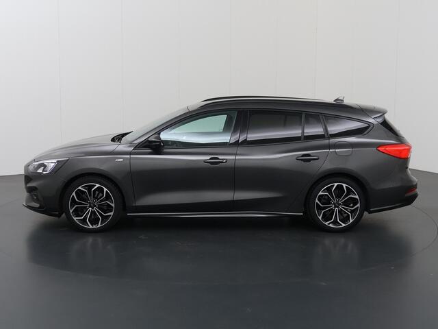 Ford FOCUS Wagon 1.0 EcoBoost ST-line | Trekhaak | Winterpakket | Cruise Control Adaptief | Parkeercamera | Navigatie | Climate Control |