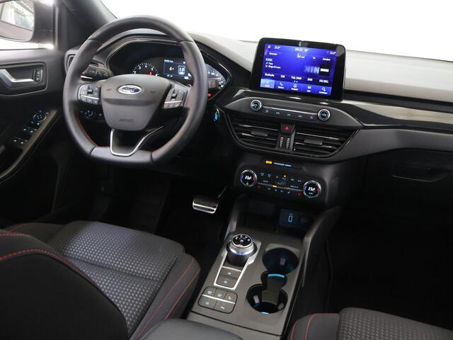 Ford FOCUS Wagon 1.0 EcoBoost ST-line | Trekhaak | Winterpakket | Cruise Control Adaptief | Parkeercamera | Navigatie | Climate Control |