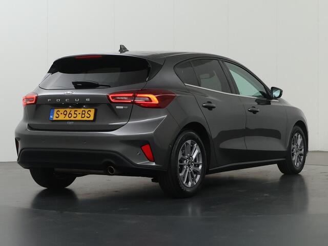 Ford FOCUS 1.0 EcoBoost Hybrid Titanium Style | Winterpack | Parkeercamera | Navigatie | Climate Control |