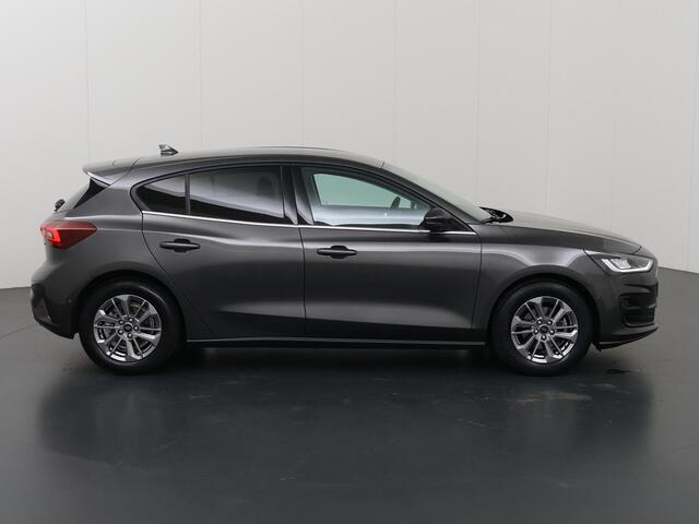 Ford FOCUS 1.0 EcoBoost Hybrid Titanium Style | Winterpack | Parkeercamera | Navigatie | Climate Control |