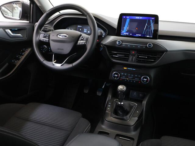 Ford FOCUS 1.0 EcoBoost Hybrid Titanium Style | Winterpack | Parkeercamera | Navigatie | Climate Control |