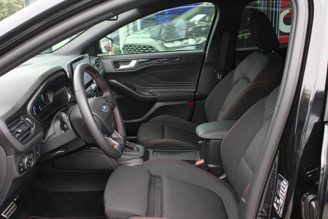 Ford FOCUS Wagon 1.0 EcoBoost Hybrid ST Line X 155pk Automaat | Driver Assistance Pack | Trekhaak afneembaar | AGR stoel | 18 inch Lichtmetaal | Winterpack | Bang&Olufsen | Elektrische achterklep