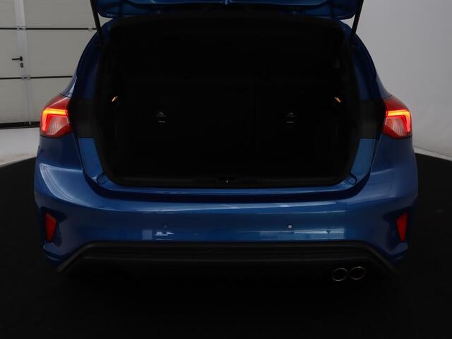 Ford FOCUS 1.0 EcoBoost ST Line Business | B&O Sound | Camera | LED | Navigatie |