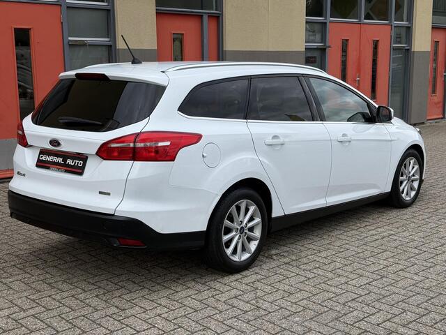 Ford FOCUS Wagon 1.0 Titanium, Navi, CAMERA, Nieuwe Distributieriem