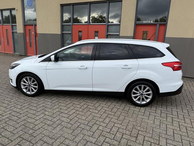 Ford FOCUS Wagon 1.0 Titanium, Navi, CAMERA, Nieuwe Distributieriem