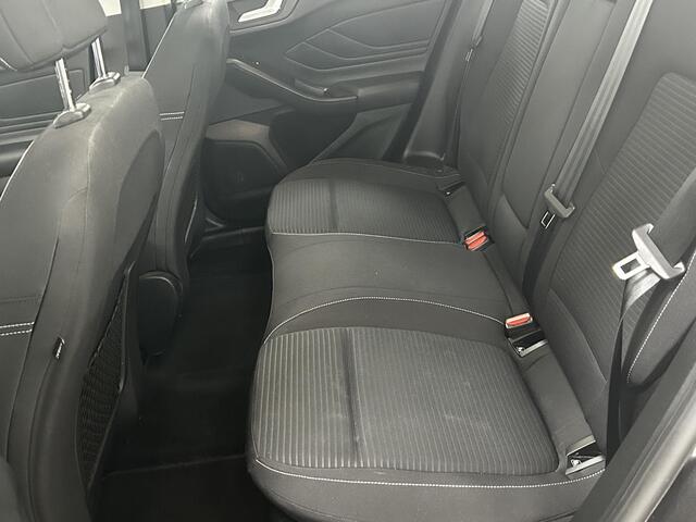 Ford FOCUS 1.0 EcoBoost Titanium Business NAVIGATIE | TREKHAAK | ACHTERUITRIJCAMERA | VOORRUIT/STOEL/STUUR-VERWARMING