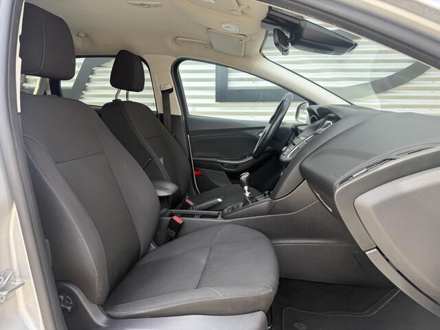 Ford FOCUS Wagon 1.0 Lease Edition 1e Eigenaar|Navi|Camera|Clima|Cruise|PDC V+A|Stoelverwarming|Nieuwe APK bij Aflevering
