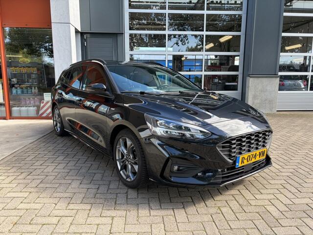 Ford FOCUS 1.5 ECOB. ST L. XBNS