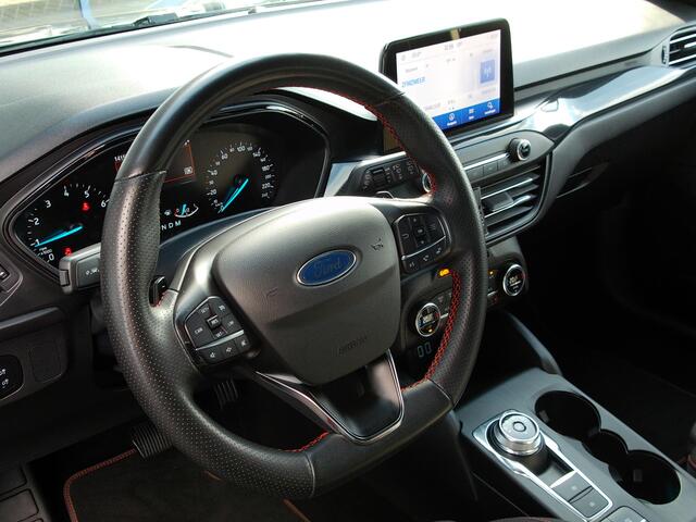 Ford FOCUS Wagon 1.0 EcoBoost ST-Line, Automaat / Carplay + Android Auto / Camera + Sensoren / Winter Pack / 18'' LMV