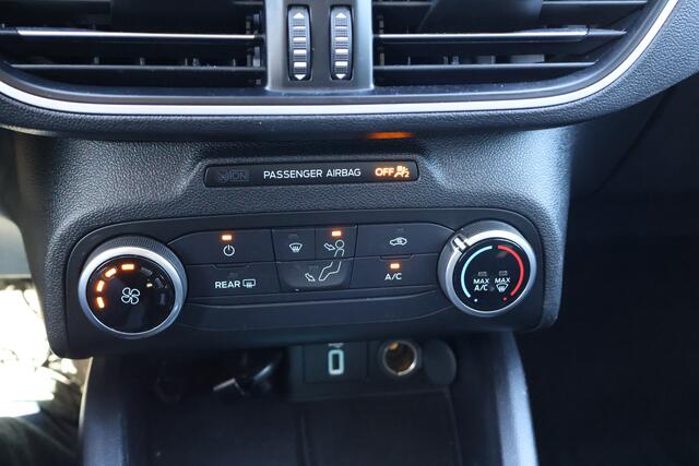 Ford FOCUS Wagon 1.0 EcoBoost Trend, Trekhaak, Carplay, Pdc