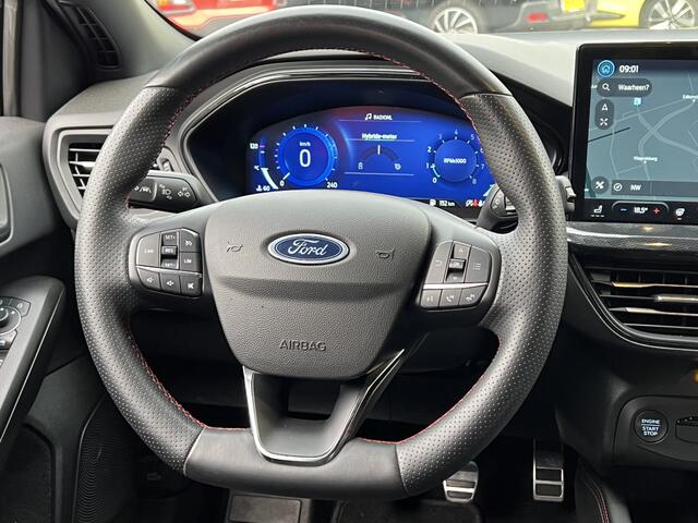 Ford FOCUS Wagon 1.0 EcoBoost Hybrid ST Line X | Apple carplay | Trekhaak | Voorstoelen verwarmd | NAP