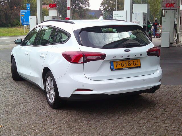 Ford FOCUS Wagon 1.5 EcoBlue Connected Staat in De Krim