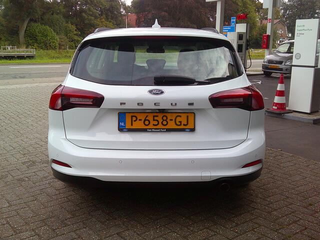 Ford FOCUS Wagon 1.5 EcoBlue Connected Staat in De Krim