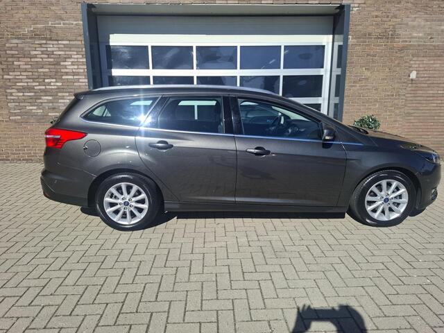 Ford FOCUS Wagon 1.0 Titanium