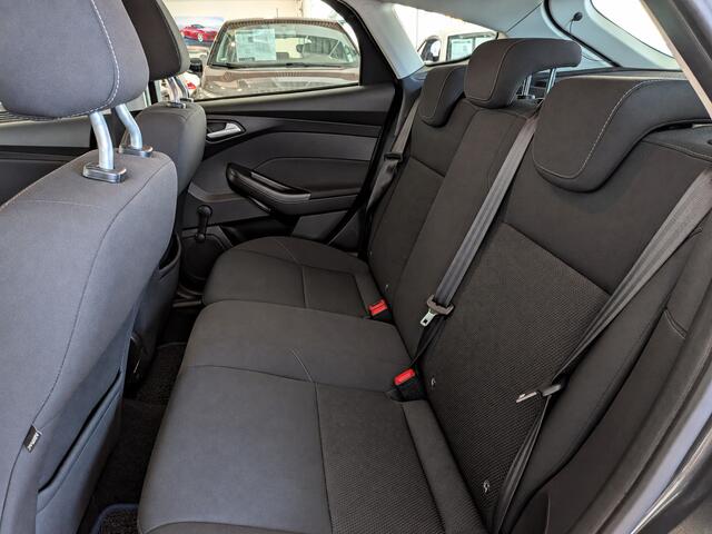 Ford FOCUS 1.0 Trend Airco, Cruise Control, Trekhaak, Stuurbekrachtiging