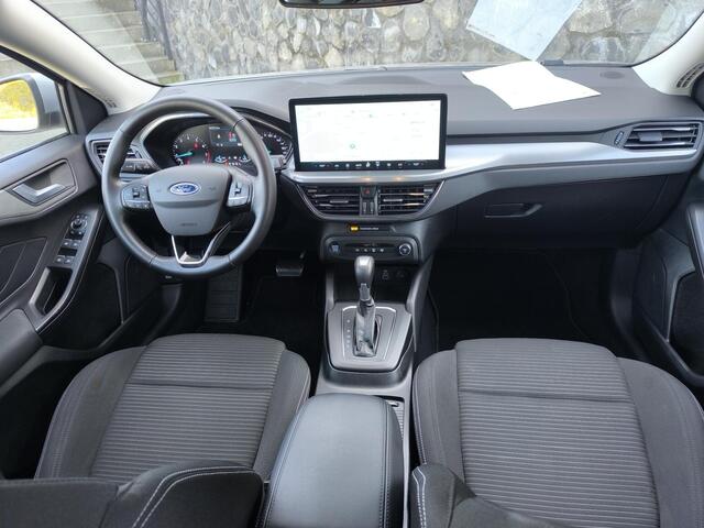 Ford FOCUS Wagon 1.0 EcoBoost Hybrid Titanium Automaat 155PK, carplay, all season banden, navi, climate + cruise control, prive glas, lm velgen.