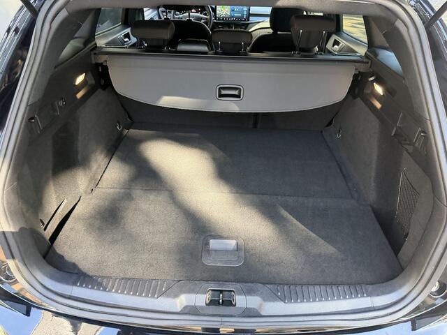 Ford FOCUS Wagon 1.0 EcoBoost Hybrid ST Line Automaat Stoel & Stuurverwarming | Achteruitrijcamera | Adaptief Cruise | Navi & Carplay |