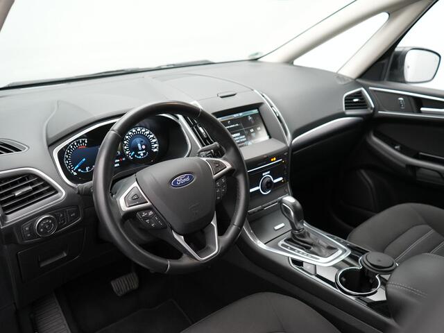 Ford GALAXY 2.0 Titanium 240pk 7 Persoons Automaat | Adaptive Cruise | Sfeerverlichting | Dode Hoek | Parkassist | Keyless | Stoelverwarming | Spraakbediening |
