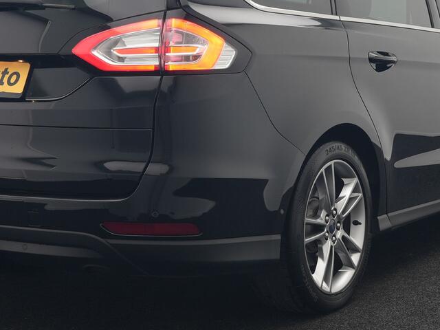 Ford GALAXY 2.0 Titanium 7-Persoons 241pk Dealer O.H. | Trekhaak Afn. | Panodak | Adaptive Cruise | Camera | Alcantara Sportstoelen Memory & Vewarmd | LED Koplampen | Keyless | Blis | Navigatie | DAB |