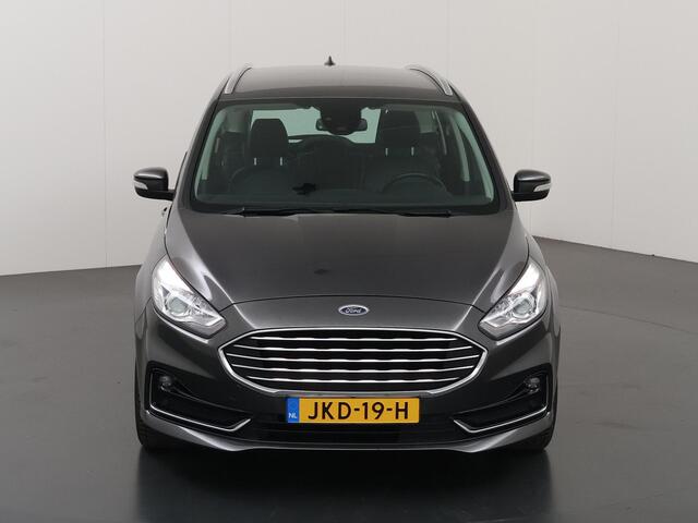Ford GALAXY 2.5i HEV Titanium 7P | Navigatie | Comfortstoelen Elektr. verstelbaar met Memory | Climate Control | Cruise Control | Stoelverwarming | Voorruitverwarming |