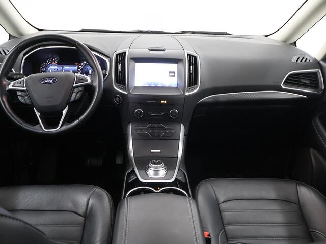 Ford GALAXY 2.5i HEV Titanium 7P | Navigatie | Comfortstoelen Elektr. verstelbaar met Memory | Climate Control | Cruise Control | Stoelverwarming | Voorruitverwarming |