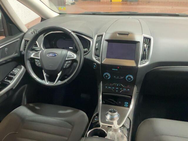 Ford GALAXY 2.5 Hybrid Titanium 190pk Automaat | 7 persoons | Winter Pack | Achteruitrijcamera | Navigatie | Cruise control | Apple Carplay / Android auto