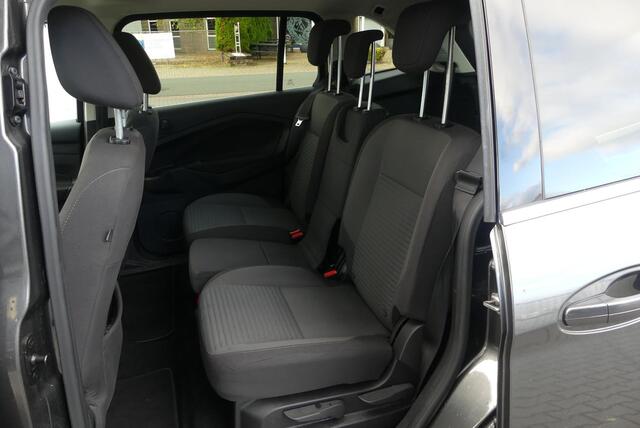 Ford GRAND C-MAX 1.5 Titanium 7p. CRUISE, CLIMA, TREKHAAK (1.300KG), WINTER PACK, CAMERA, PDC V&A, NAVI, APPLE CARPLAY, 119.132KM