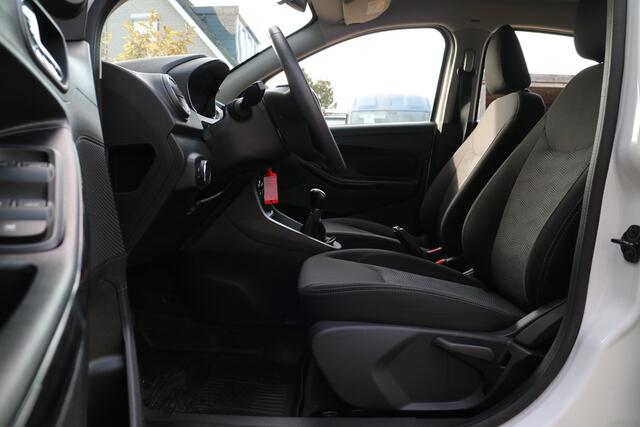 Ford KA Ka+ 1.2 Trend Ultimate White | Sportief | Leuke auto! |
