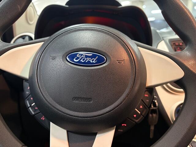Ford KA 1.2 AIRCO / VERW.VOORRUIT / VERW.STOELEN / NIEUWSTAAT
