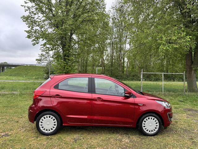 Ford KA Ka+ 1.2 Trend Ultimate | CLIMA | KEYLESS | CARPLAY | LIMITER |