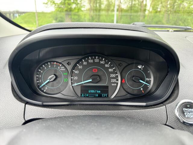 Ford KA Ka+ 1.2 Trend Ultimate | CLIMA | KEYLESS | CARPLAY | LIMITER |