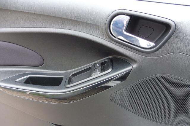 Ford KA Ka+ 1.2 85pk Trend Ultimate Edition Airco Cruise Control Elektr. ramen en spiegels