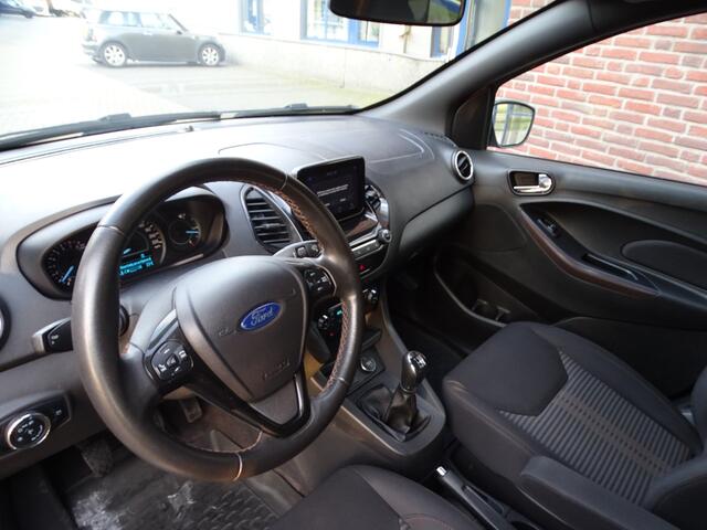 Ford KA Ka+ 1.2 Active TREKHAAK