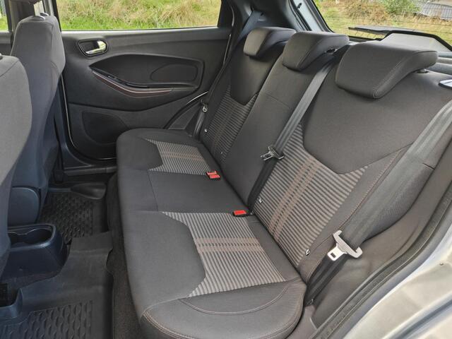Ford KA Ka+ 1.2 Active | CRUISE | CLIMA | P. SENSOREN | CARPLAY/ANDROID NAVI |