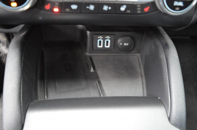 Ford KUGA 2.5 PHEV Titanium, Camera, Winter pakket, Cruise