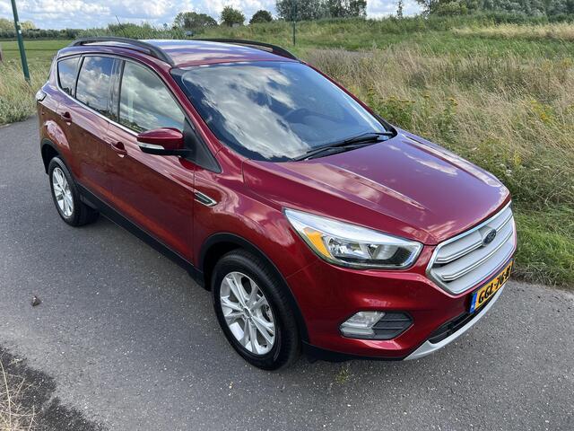 Ford KUGA 1.5 EcoBoost ST Line