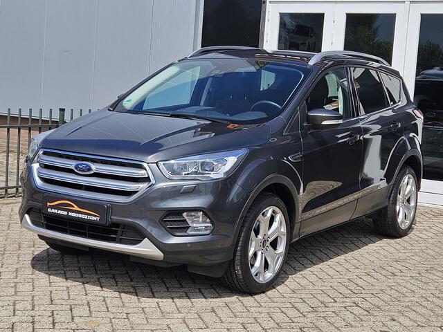 Ford KUGA 1.5 EcoBoost Titanium 150pk XENON|NAVIGATIE|CAMERA|CRUISE CONTROL|PDC VOOR&ACHTER|ELEKTRISCHE ACHTERKLEP|19 INCH Maandag tot Vrijdag geopend van 09.00 tot 20.00 uur en Zaterdag van 09.00 tot 18.00 uur .