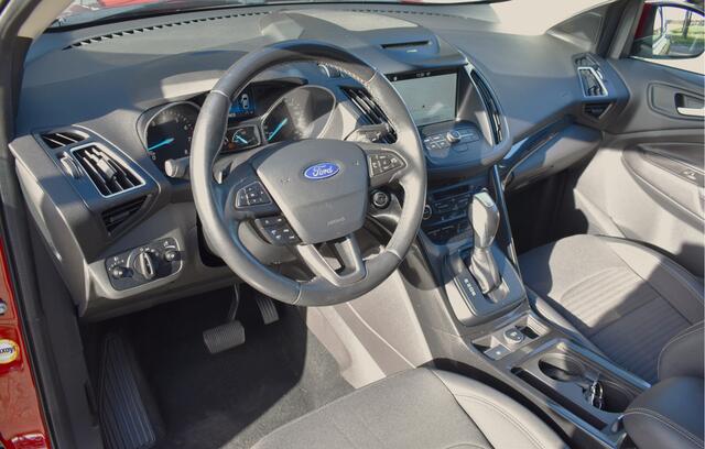Ford KUGA 1.5 EcoBoost Titanium AWD Automaat / Navi / Clima / Trekhaak / Cruise control / Verw. Voorruit