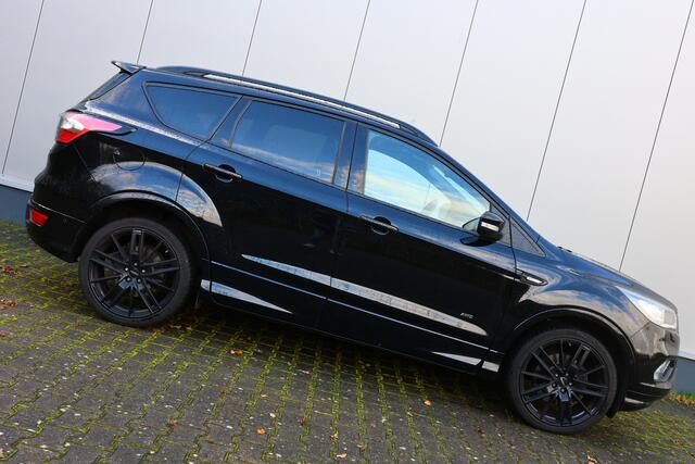 Ford KUGA 1.5 ST-LINE AUTOMAAT 129kw 4X4