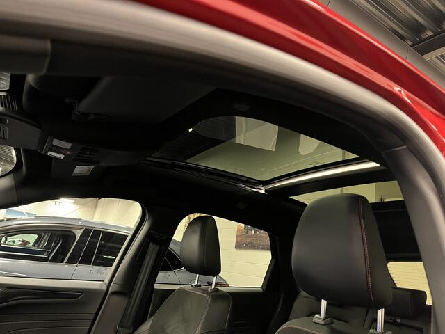 Ford KUGA 2.5 PHEV ST-Line X 225PK Automaat | B&O | Panodak | Trekhaak | Fabrieksgarantie TOT 08-2027