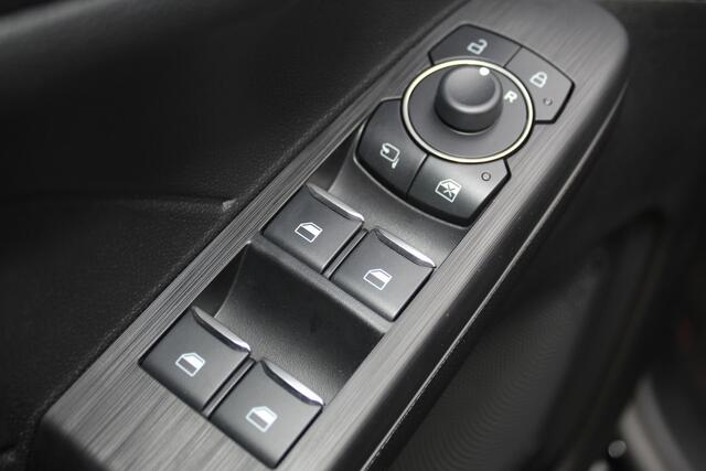 Ford KUGA 2.5-225pk PHEV ST-Line X. Let op ! Slechts 9.600km ! Volautm. airco dual, stoel- en voorraamverwarming, side- en lane assist, metallic lak, navigatie, telefoonvoorb., camera v+a, keyless entry/keyless go, elektr. achterklep, LM wielen, B&O soun