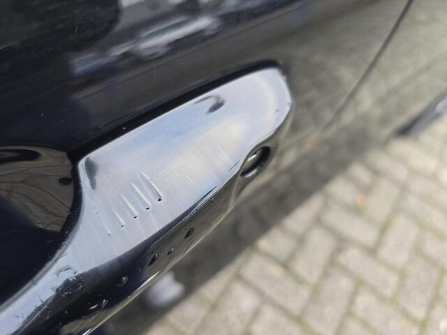 Ford KUGA 1.5 EcoBoost Titanium X 150pk Trekhaak | 1.800kg Trekgewicht | Winterpack | Draadloos opladen | Navigatie | Lichtmetaal