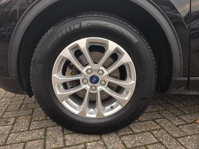 Ford KUGA 1.5 EcoBoost Titanium X 150pk Trekhaak | 1.800kg Trekgewicht | Winterpack | Draadloos opladen | Navigatie | Lichtmetaal